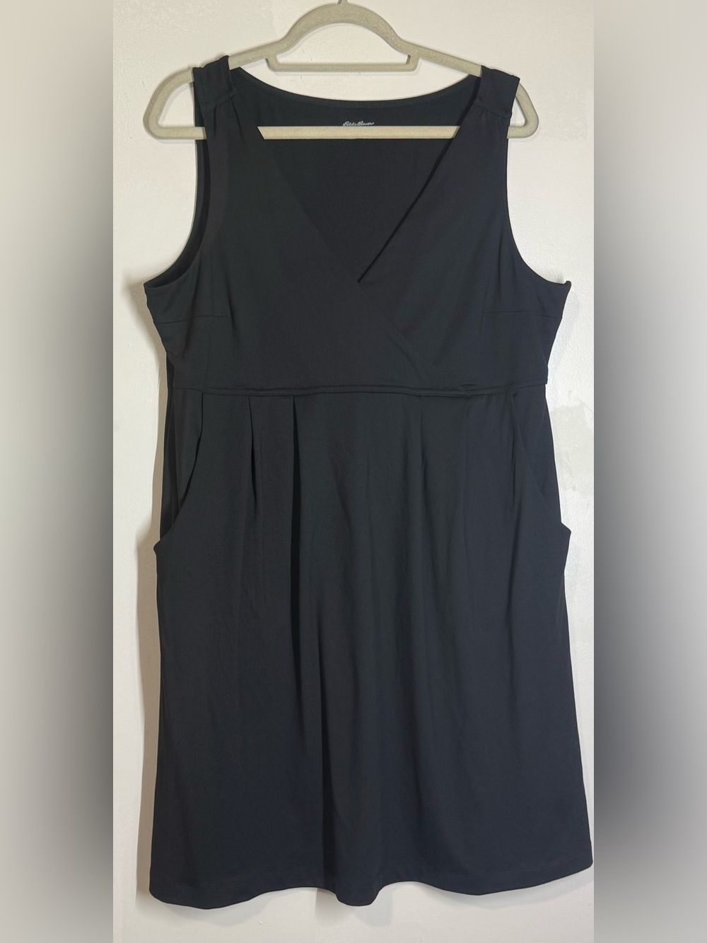 Eddie Bauer Women's Aster Crossover Dress - Picture 3 of 9